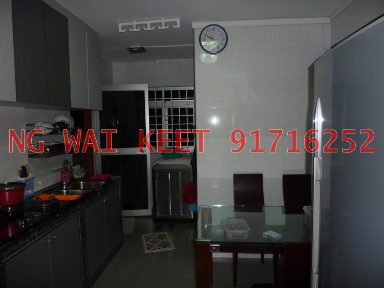 Blk 428 Hougang Avenue 6 (Hougang), HDB Executive #105944812